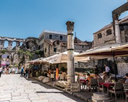  &copy; pixabay.com/Mariamichelle