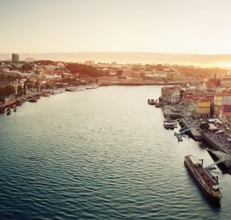 Porto im Sonnenuntergang © Dudarev Mikhail-fotolia.com